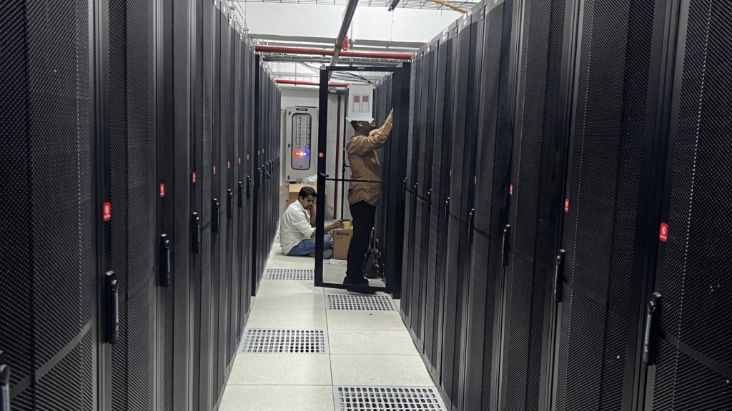 ourservice4min oneworldlogixcom data center relocation