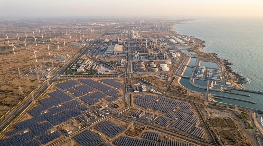 Jamnagar Gujarat renewable energy data center infrastructure location